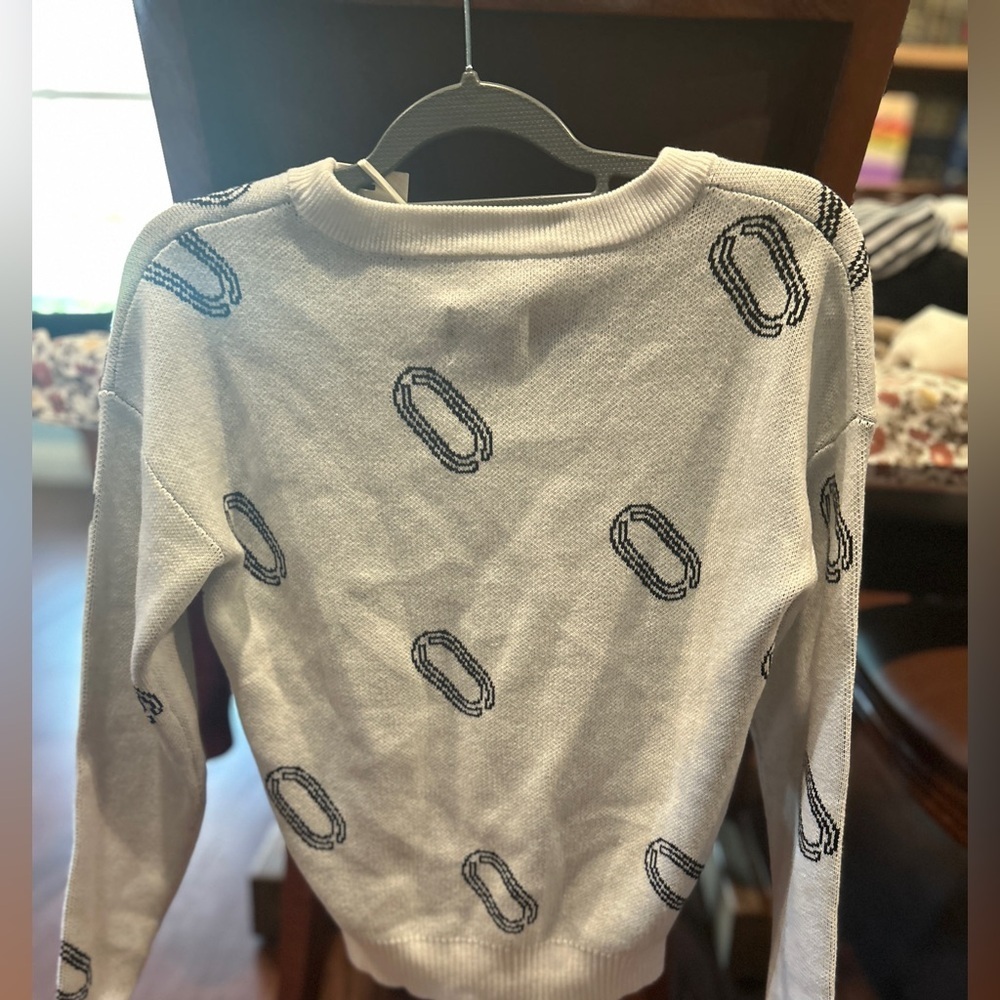 Olivvi NWT Sweater Size Extra Small - Picture 2 of 2